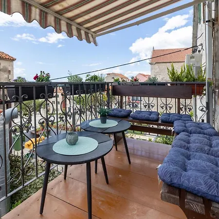 Rebecca 게스트하우스 마카르스카