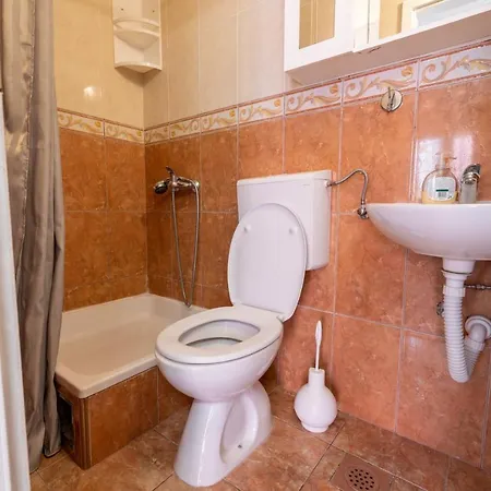 Rebecca Gasthuis Makarska