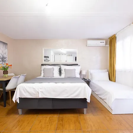 Gasthuis Rebecca Makarska