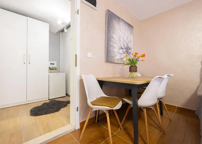 בית הארחה Rebecca