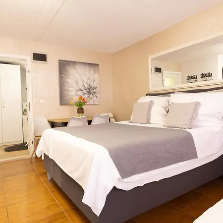 Rebecca Gostinjska kuća Makarska